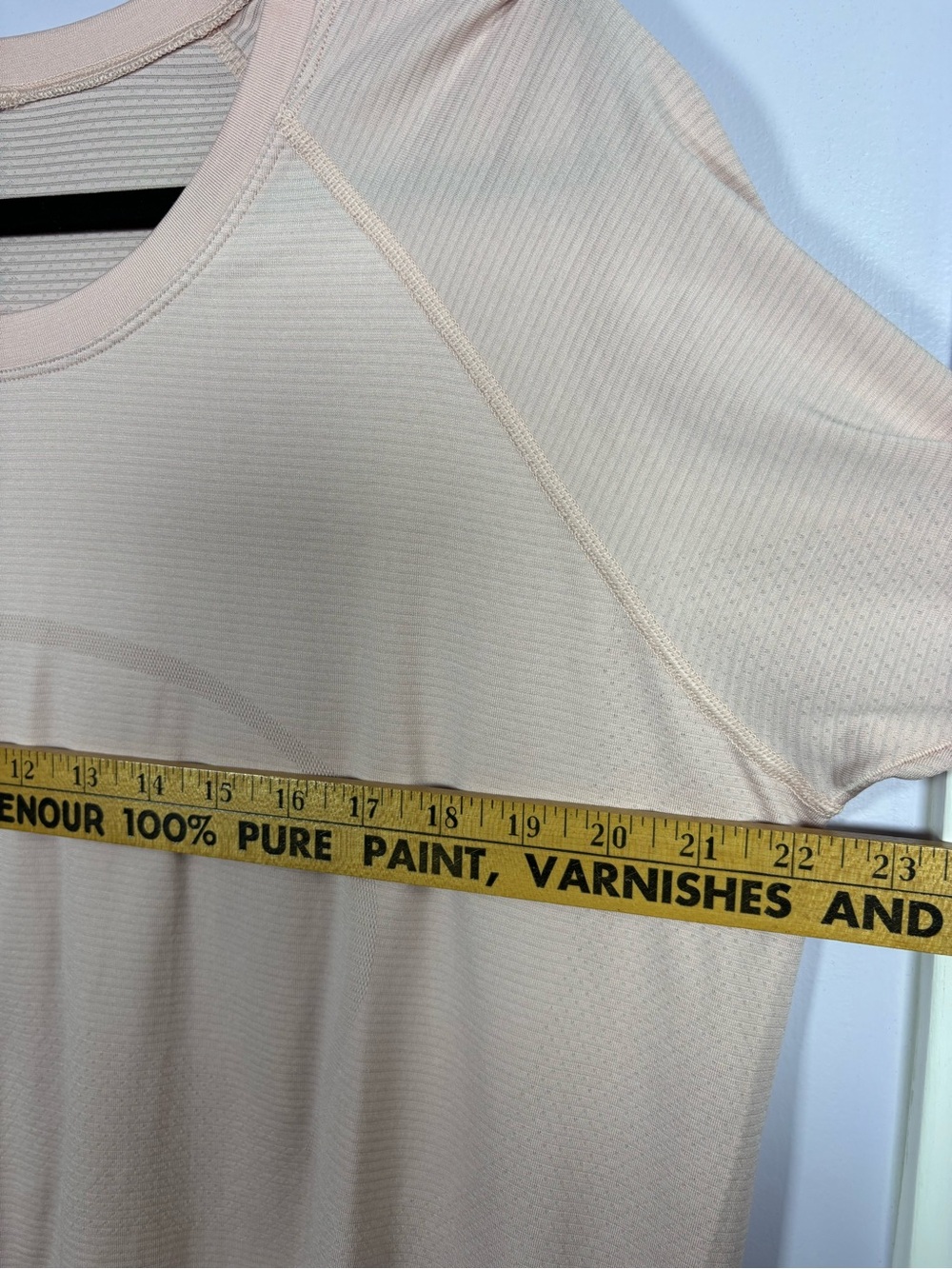 lululemon athletica Swiftly Tech Long-Sleeve Crew Active Sporty Top in Blush 18 - Picture 3 of 5